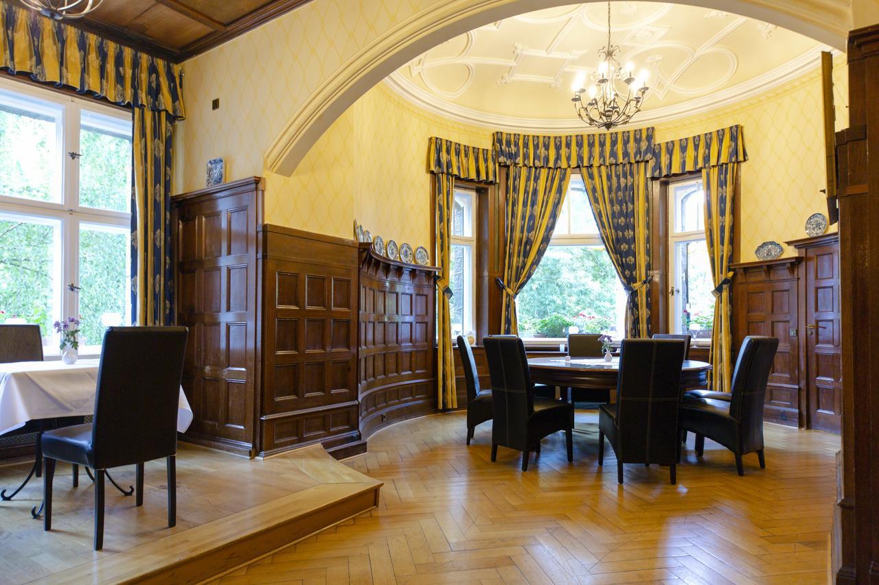 Schlosshotel Villa Westerberge Ашерслебен Экстерьер фото
